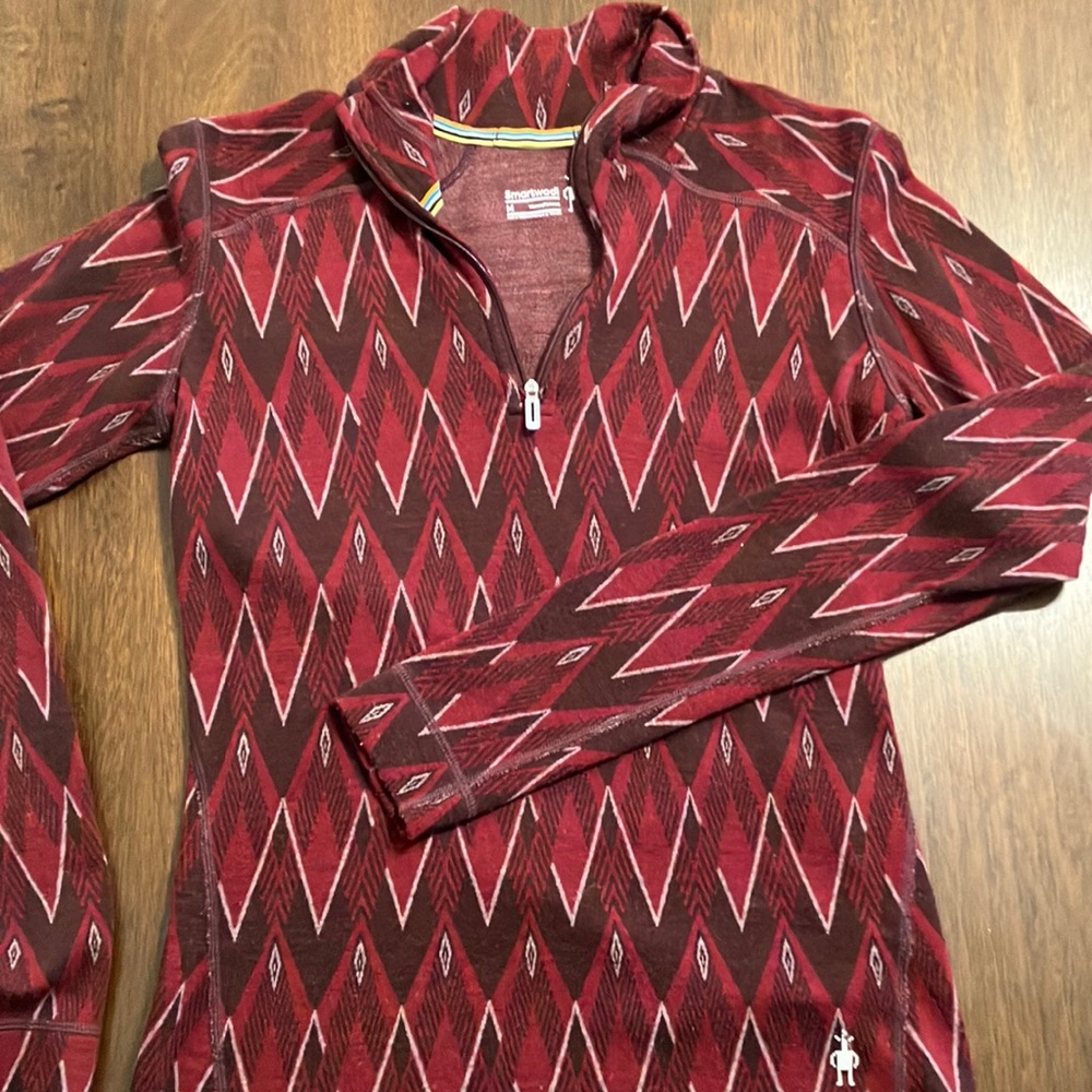 Womens Smartwool Merino 1/4 zip base layer, size Medium